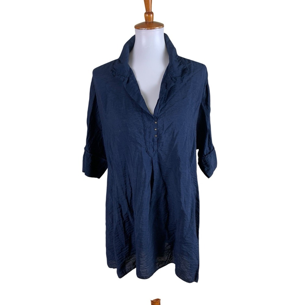 Testimony Los Angeles Navy Crinkle Tunic Blouse Roll Tab Sleeve Made USA L